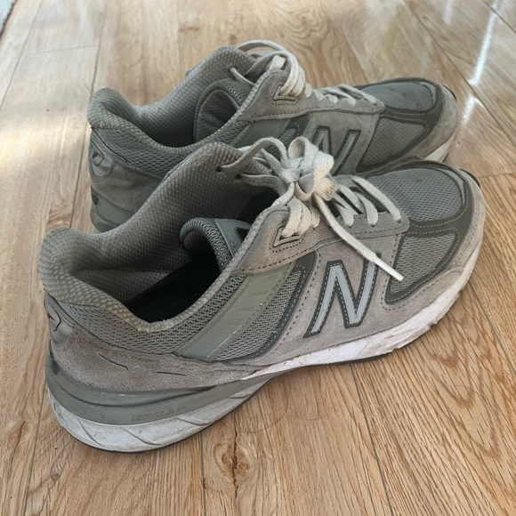 New Balance 990V5 Grey Size 9 W/7.5 M - Picture 2 of 5